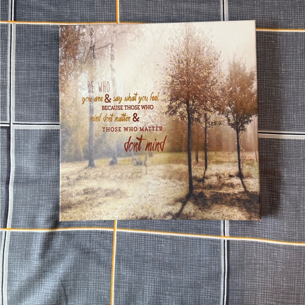 🏡Like New Inspirational Canvas Wall Art with Trees 
10 3/4” x 10 3/4”